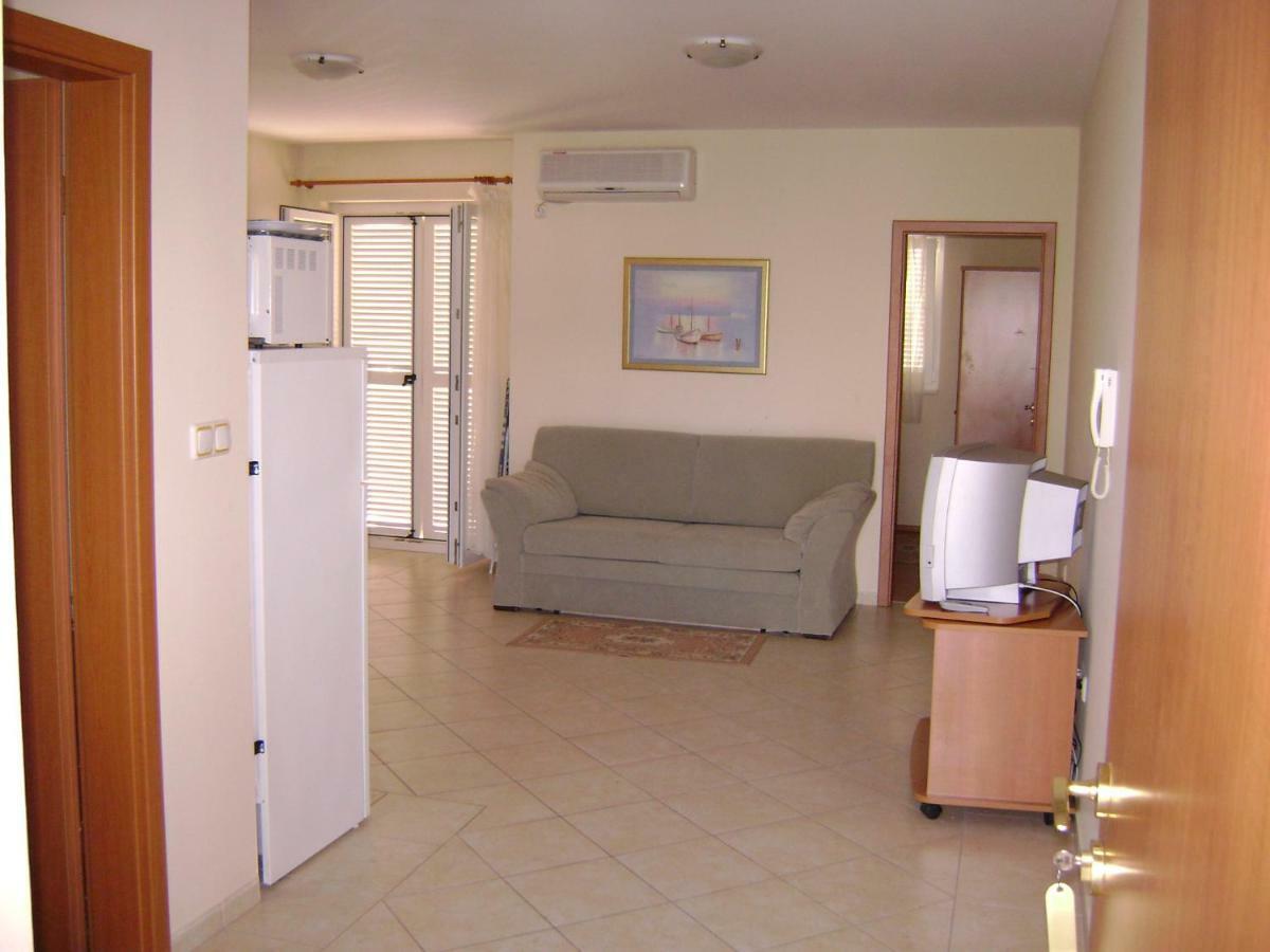 Dalmacia Apartments Srima Exterior foto