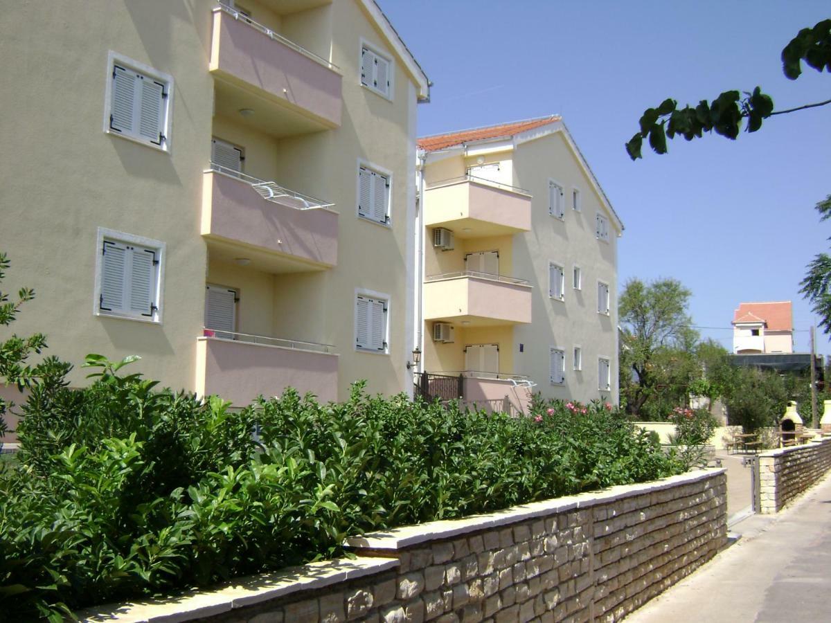 Dalmacia Apartments Srima Exterior foto